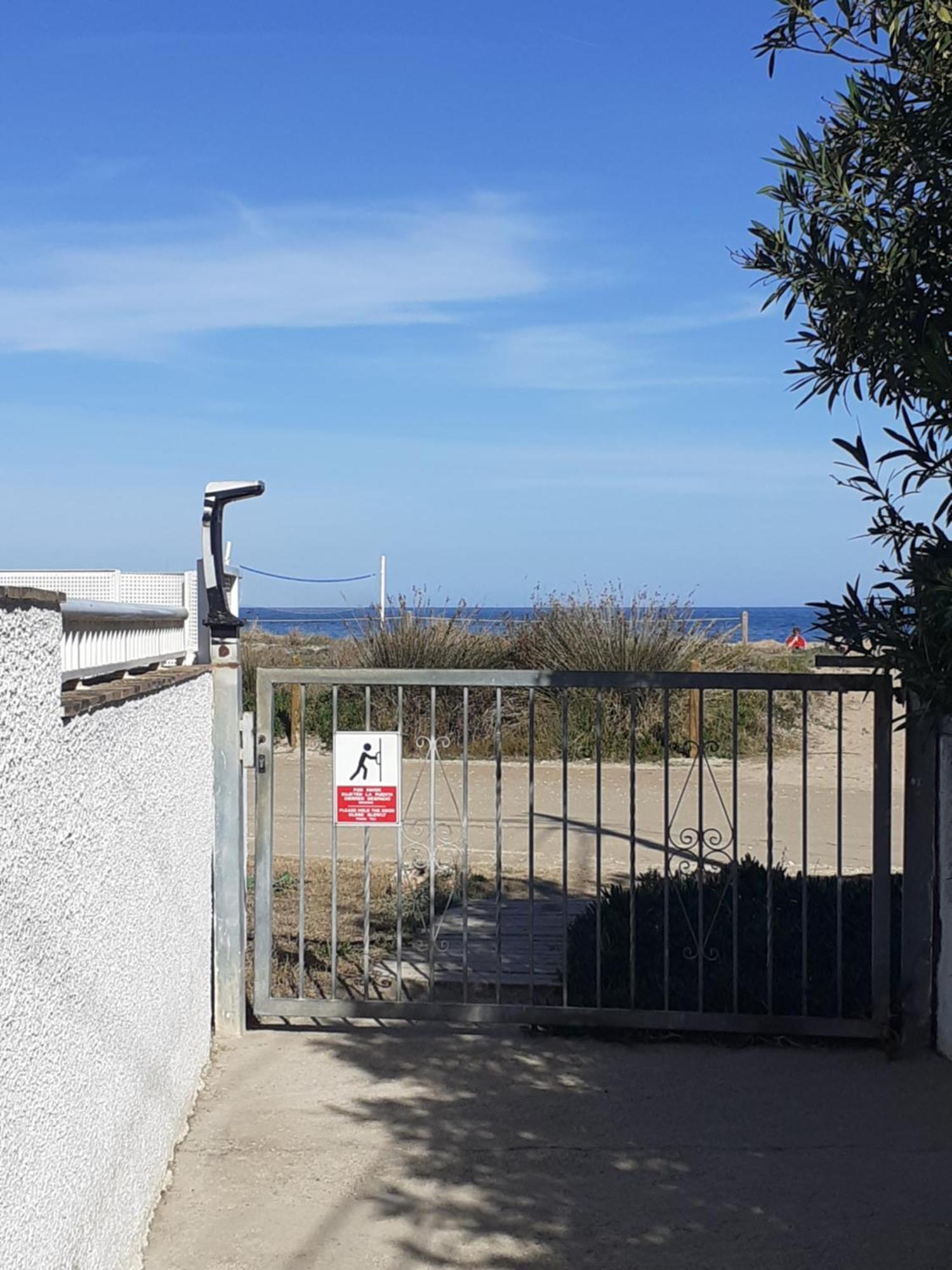 Oasis Apartments Playa Albaranas Denia Dış mekan fotoğraf